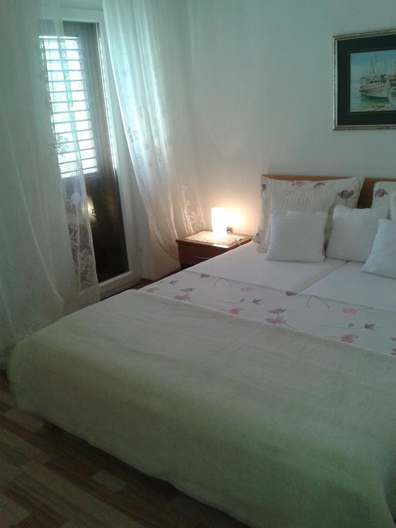 Apartment Splitska Zewnętrze zdjęcie